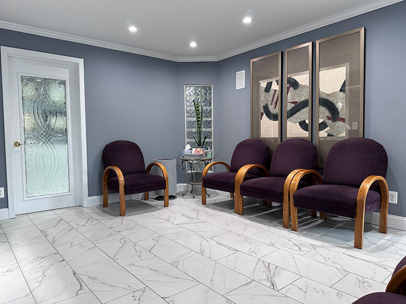 Nova Prosthodontics - waiting room